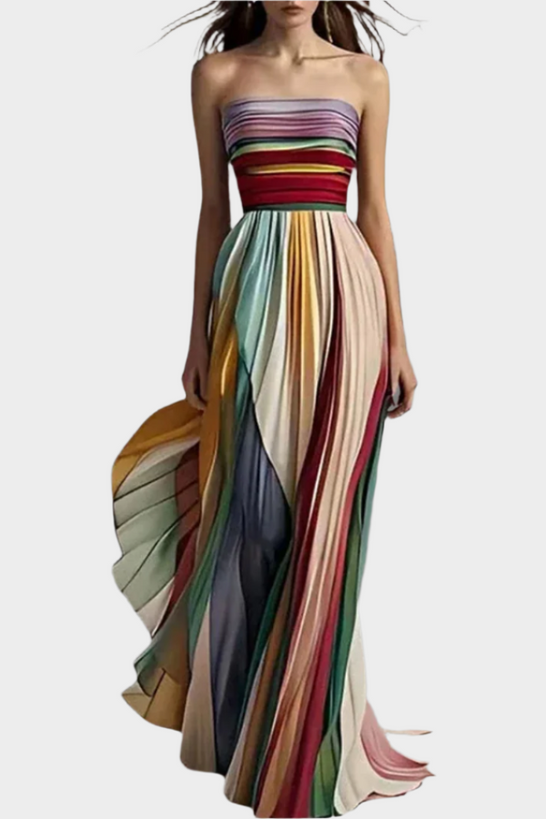Maxi Strapless Dress with Pleated Movement and Impressive Design