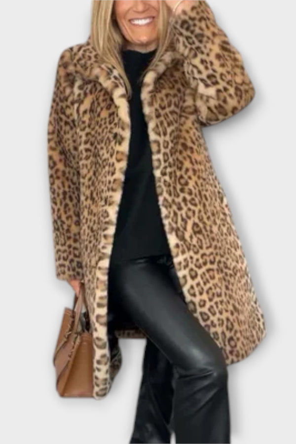 Amara - The Leopard Coat