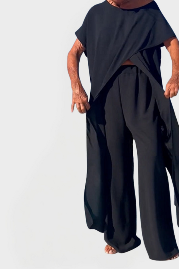 Set with Top and Pants in Solid Color with Décolleté
