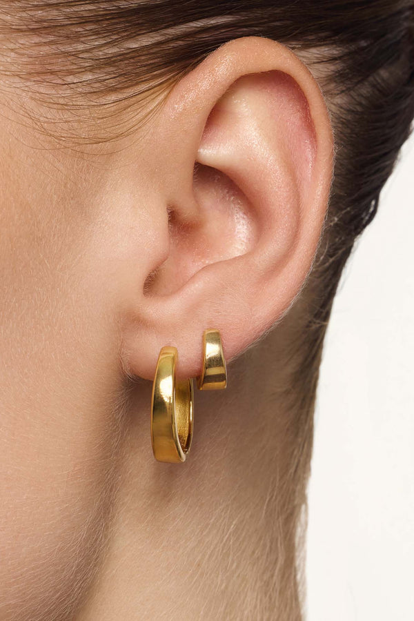 Gia Hoops | Gold