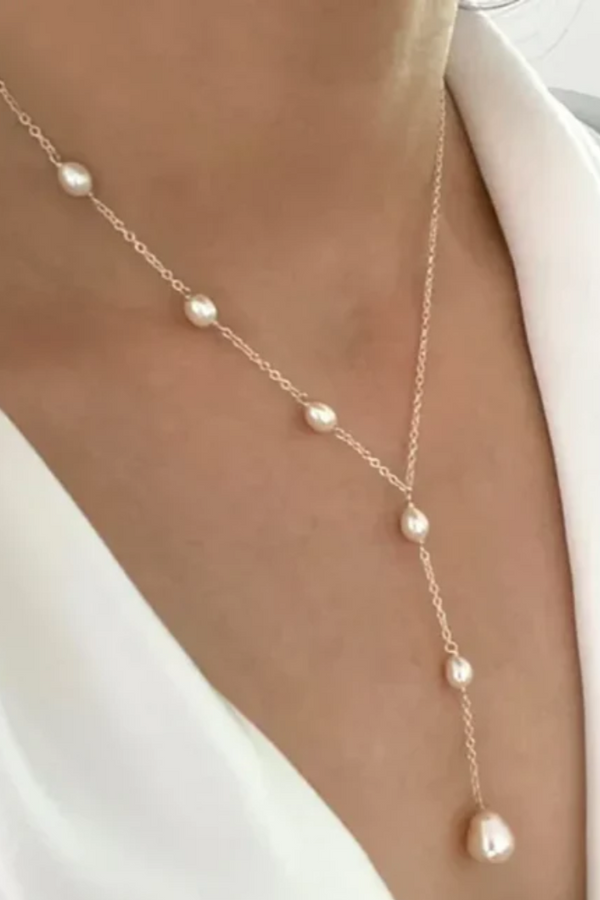 ELEGANT RUBY PENDANT & PEARL NECKLACE
