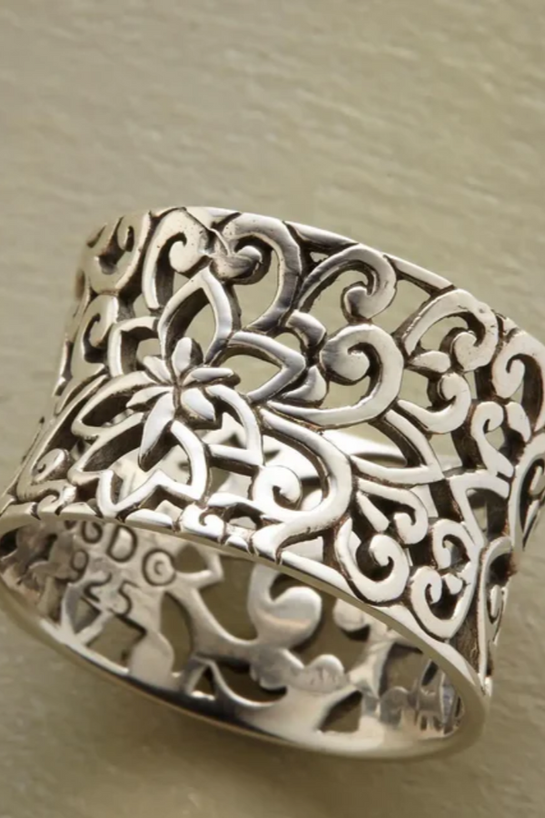BONNIE SILVER HOLLOW RING