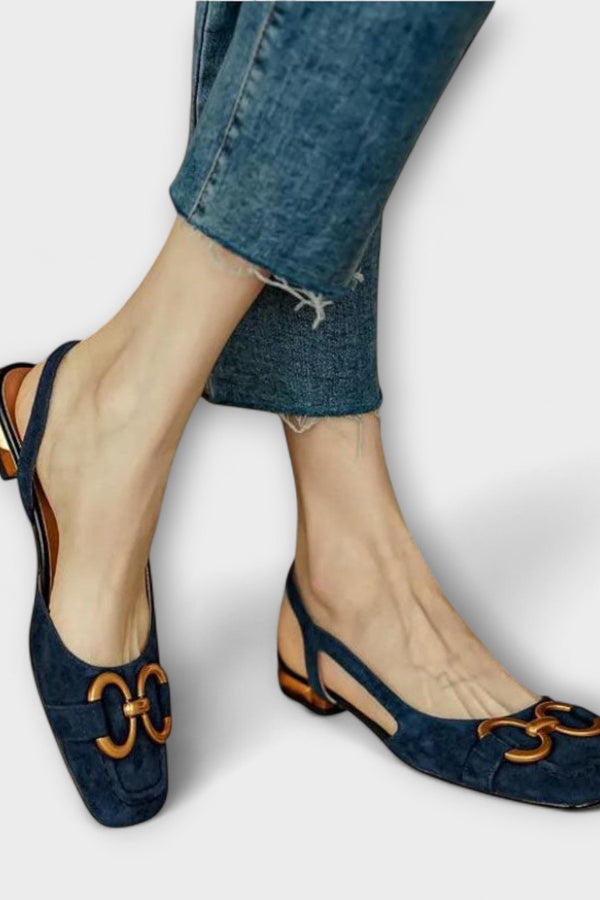 Sandal with Buckle Clasp