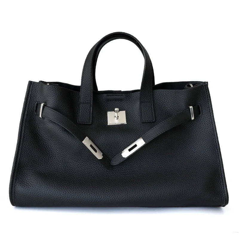 Women's Handbag – Classic Design and Elegant Finish