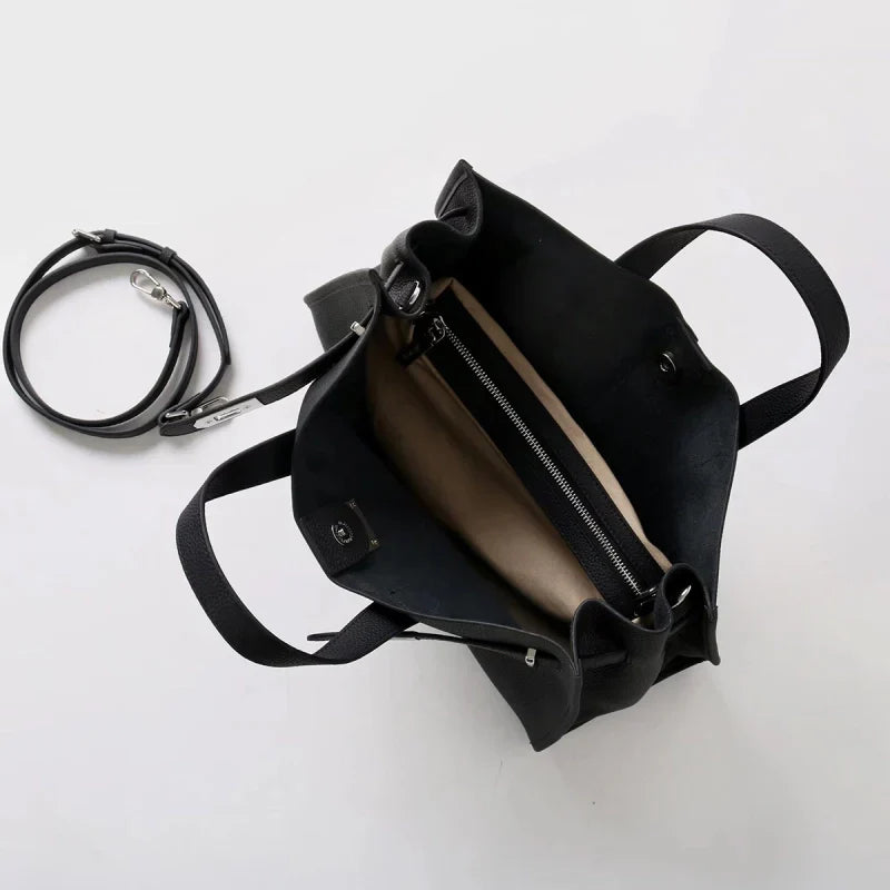 Women's Handbag – Classic Design and Elegant Finish