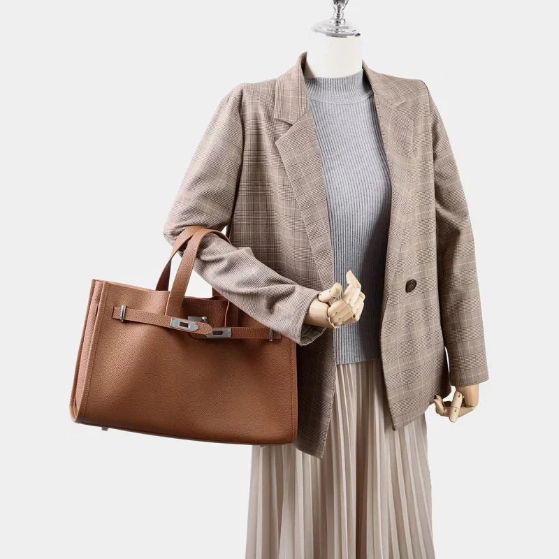 Women's Handbag – Classic Design and Elegant Finish