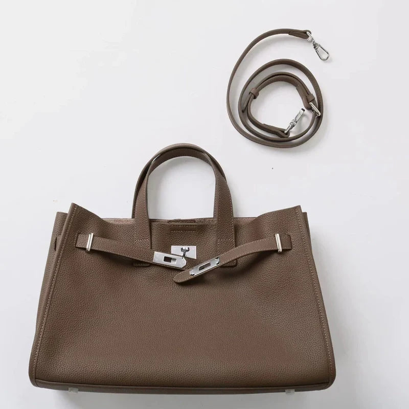 Women's Handbag – Classic Design and Elegant Finish